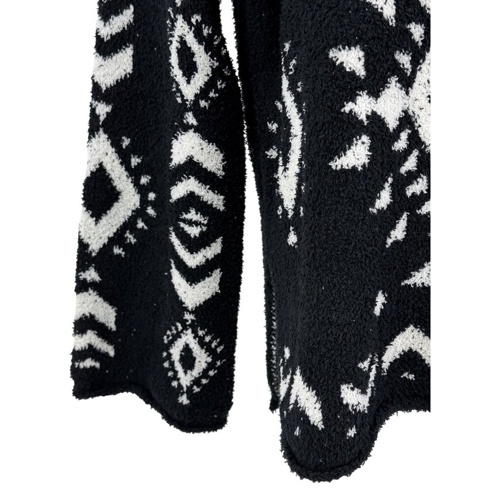 NWT Black White Slouchy Aztec Sweater | Boho Coastal Cowgirl Whimsigoth Tribal S - Picture 4 of 16